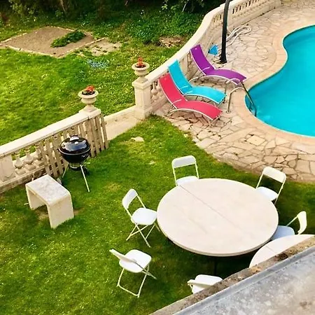 Casa de Férias Maison Confortable Avec Piscine Privée à